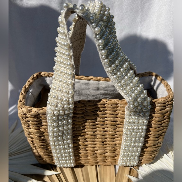NWT Woven Bag with Pearl Straps, Straw Tote - Picture 6 of 6